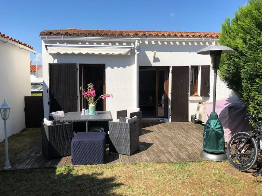 Agreable Maison, Plage A 400M, Jardin, Piscine Et Tennis サン・パレ・シュル・メール エクステリア 写真